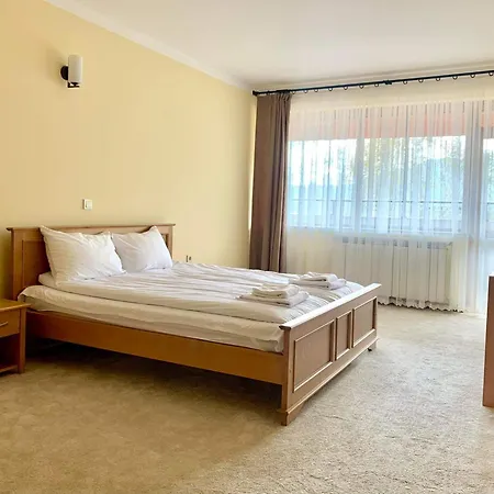 Ardo Hill And Restaurant