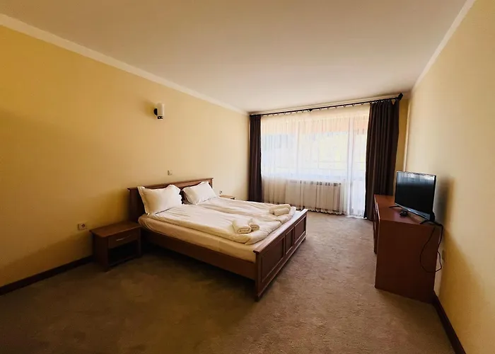 Ardo Hill And Restaurant Szálloda 2*