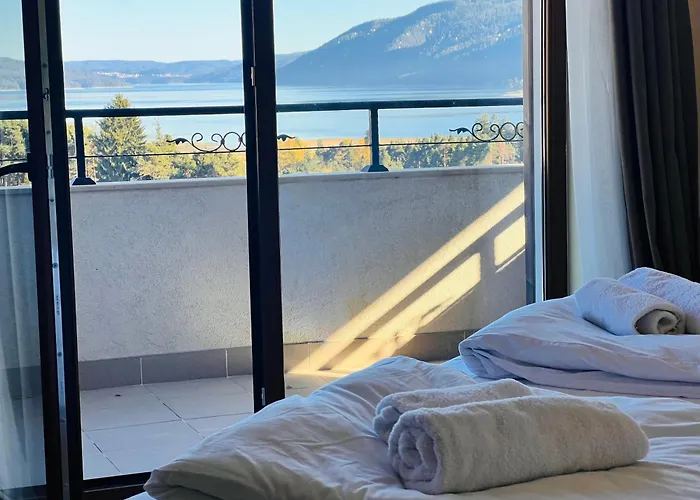 Szálloda Ardo Hill And Restaurant 2*